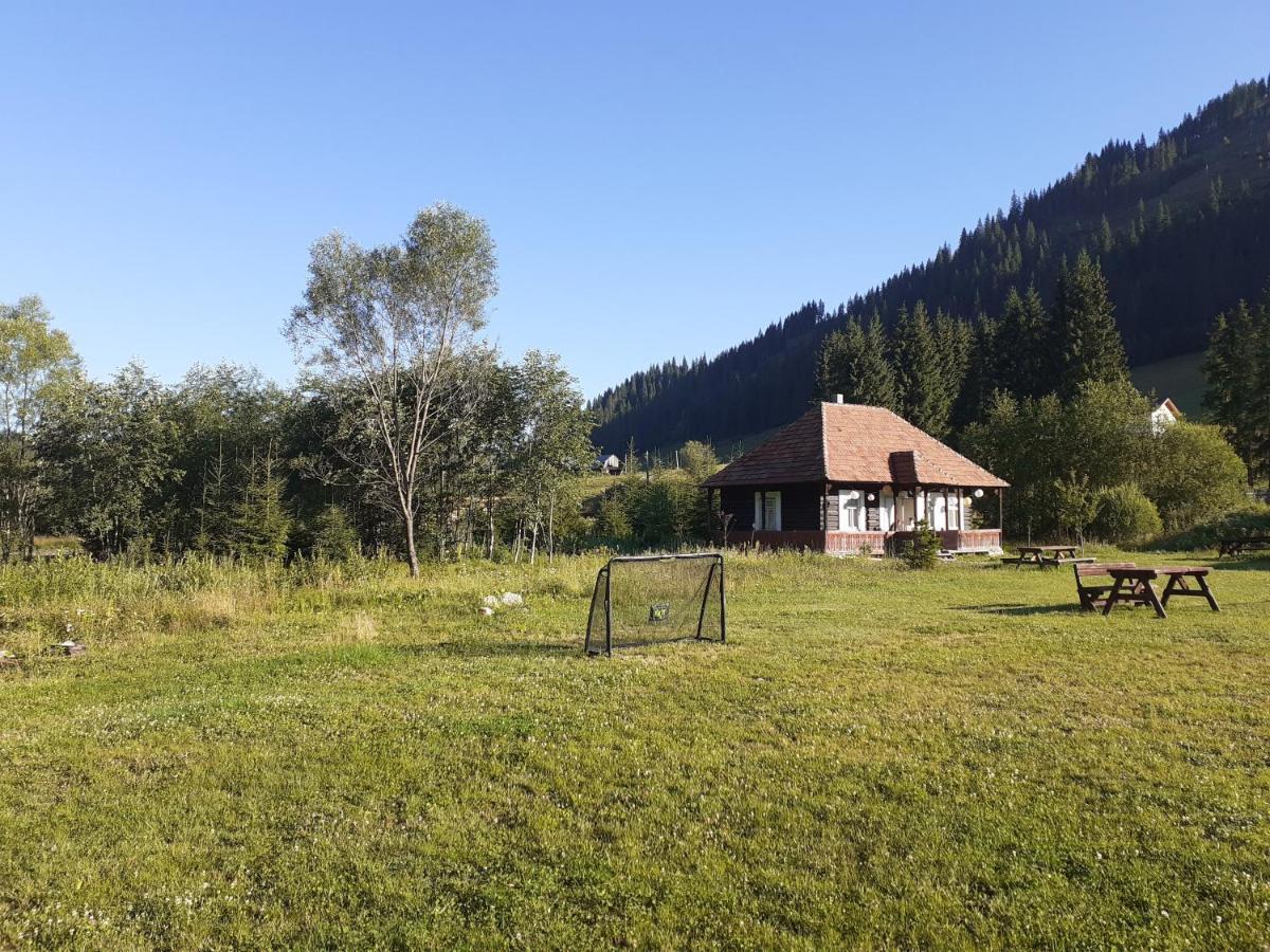 Hotel La Malu' Bistritei - Casutele Valea Stanii Exteriér fotografie
